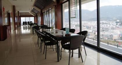 Weiyuan River International Hotel