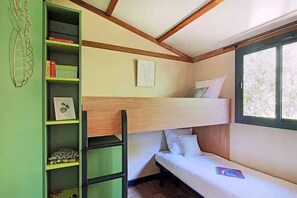 3 bedrooms, WiFi