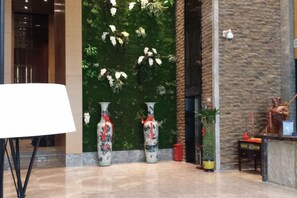 Unclassified image, 5 of 45, button - Gurun Eco Hotel (Luoyuan)