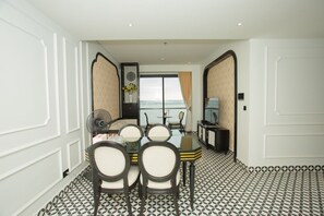 Standard Apartment, 2 Bedrooms, Ocean View | In-room dining - 1908 Citadines Marina Halong (Ha Long)