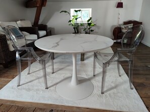 Dining - Suite de Charme en Mezzanine (Remiremont)
