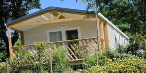 Exterior detail - Camping 3 étoiles - Piscine  - ccaaaff (Arles)