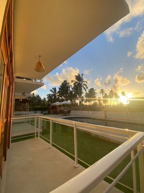 Minibar, Schreibtisch, laptopgeeigneter Arbeitsplatz, kostenloses WLAN