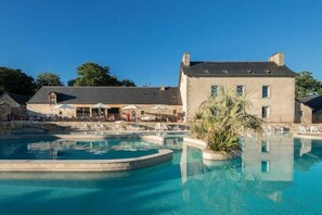 Piscine couverte, piscine chauffée