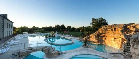 Piscina coberta i piscina climatitzada