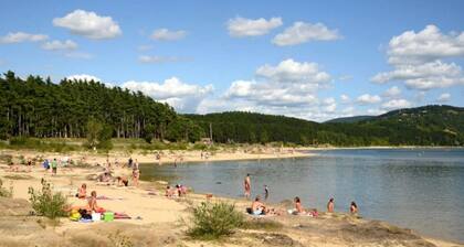 Camping 3 étoiles - Piscine - ccaacia