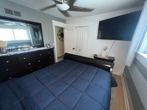 4 dormitorios, tabla de planchar con plancha, cuna de viaje y wifi