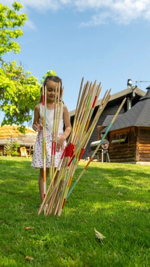 Unclassified image, 5 of 23, button