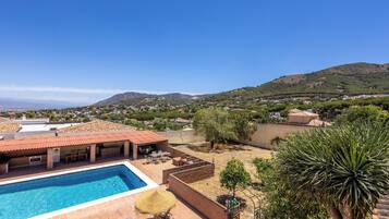 Villa | Pool | Outdoor pool