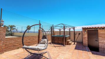 Villa | Property grounds