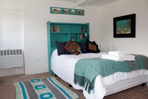 1 bedroom, WiFi, bed sheets - Las Glicinas de Chacras Bugalow (Chacras de Coria, Lujan de Cuyo)