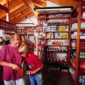 Gift shop - Appartement 2 étoiles - ccaaai0 (Fucine)