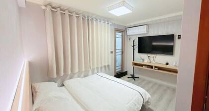 Yangguang binguan Apartment