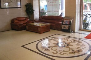 Unclassified image, 4 of 25, button - Caizi Jiaren Hotel (Leping)