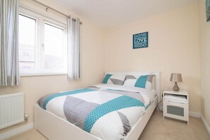2 Schlafzimmer, Bügeleisen/Bügelbrett, Reisekinderbett, kostenloses WLAN