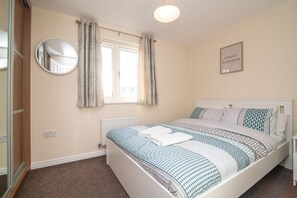 2 camere, ferro/asse da stiro, Wi-Fi gratuito, lenzuola