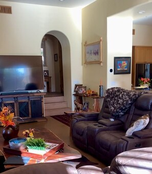 Interior - Casa Carefree (3-Bedroom Home) with Pool - Pets Allowed by RedAwning (Carefree)