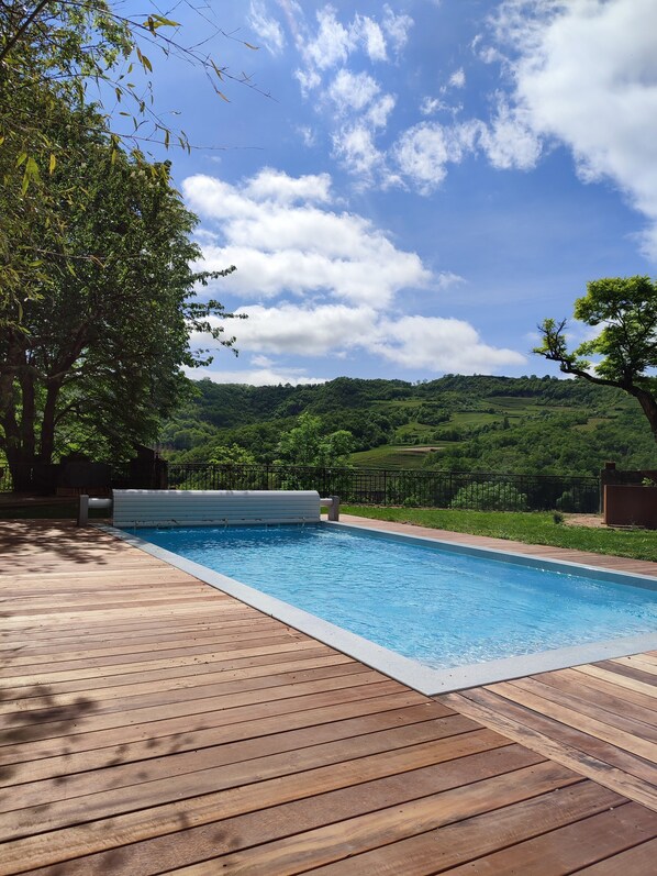 Outdoor pool, a heated pool
