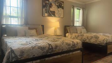 3 Schlafzimmer, Bügeleisen/Bügelbrett, WLAN, Bettwäsche