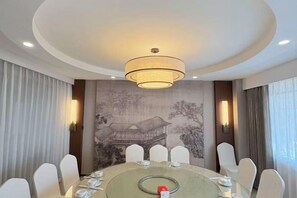 Unclassified image, 5 of 23, button - Jinlong Hotel (Longyan)
