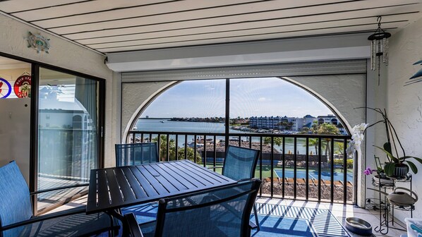 Image sans description, 1 de 24, bouton