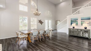 Dining - Spectacular two story vacation home with 5 bedrooms and 4.5 bathrooms. (Marco island)