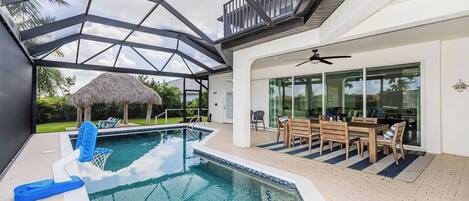 Piscine extérieure, piscine chauffée