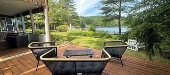 Berkshires Lakefront Retreat
