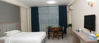 Shenzhen Liuliu Hotel (Shiyan Bus Station)