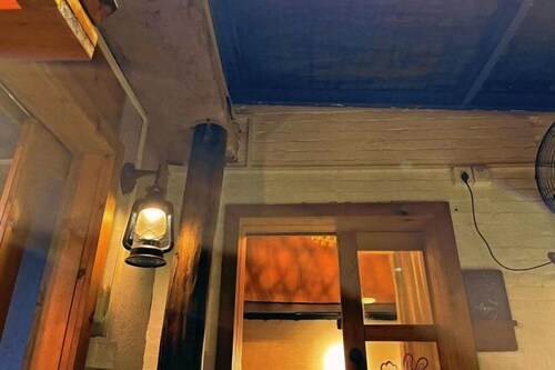 Chunshanwai Guesthouse