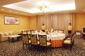 Unclassified image, 5 of 19, button - Huilai Hotel (Huilai)