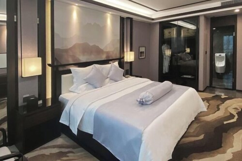 Huilai Hotel