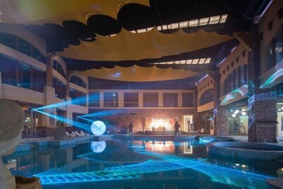 Xianning Hot Spring Valley Resort