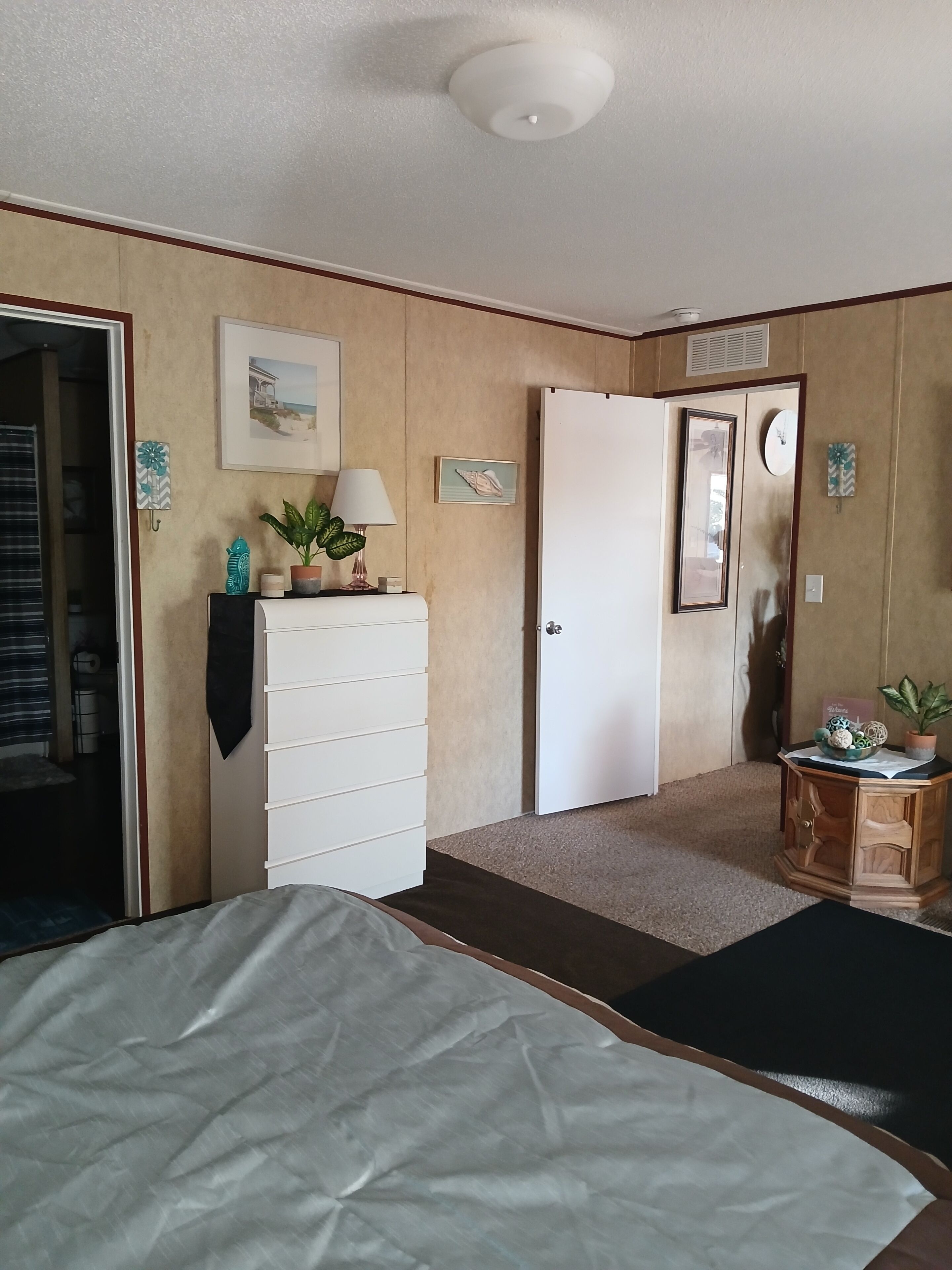 3 habitaciones, tabla de planchar con plancha y wifi gratis 