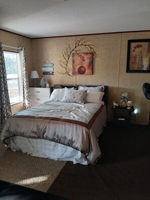 3 habitaciones, tabla de planchar con plancha y wifi gratis 