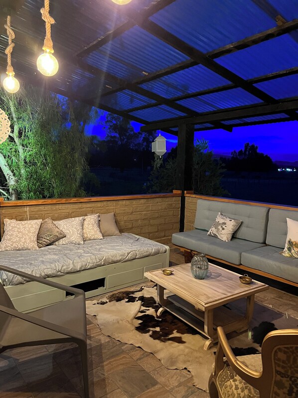 Family Room, Garden View | Terrace/patio - Casona Ananda (Firavitoba)