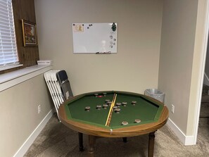 Spielezimmer