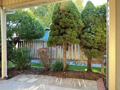 Spacious 5-bedroom house with AC and WiFi in enjoyable West Point