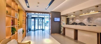 Jinjiang Hotel (Taizhou Huangyan Jiufeng Park)