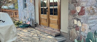 Fossil+Folk House in the heart of Fort Davis