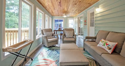 Beautiful Updated Clemson Lake House - 4 Miles from Downtown Clemson and the Stadium