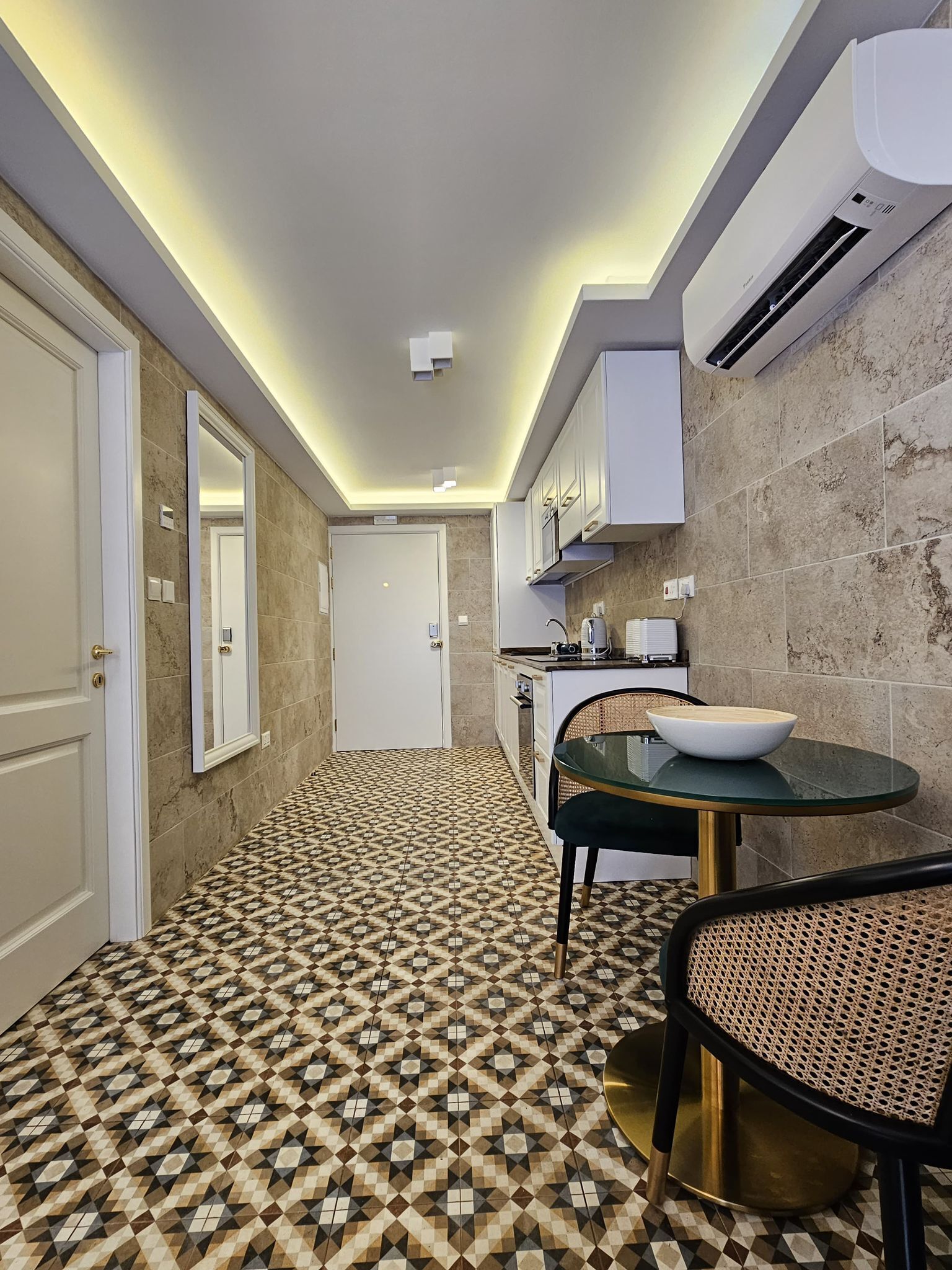 Foto - Balcony Studios