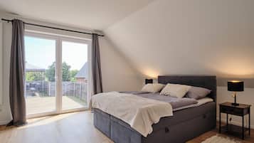 4 quartos, ferros/tĂĄbuas de passar roupa, Wi-Fi, roupa de cama