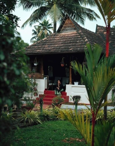 Tentgram Alleppey Riverfront 