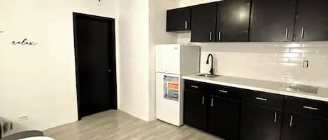 Microondas, placa de cocina