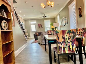 Interior - Spacious Family-Friendly w/Crib, King Bed, & Secured Parking (St. Louis)
