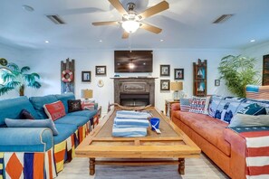 Smart-tv och eldstad