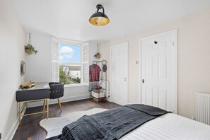 1 Schlafzimmer, Bügeleisen/Bügelbrett, Reisekinderbett, kostenloses WLAN