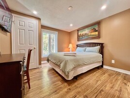 Superior Double Room, 1 Queen Bed, Private Bathroom