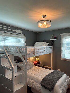 5 Schlafzimmer, Bügeleisen/Bügelbrett, Bettwäsche